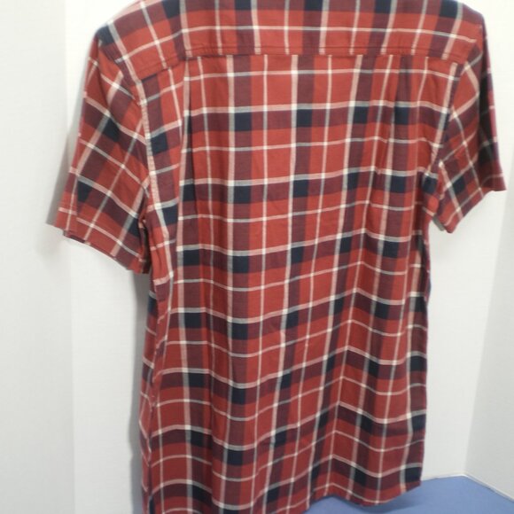 Carhartt Short Sleeve Button Down Red/Navy/White Plaid Casual Shirt, Size Med - Picture 7 of 7